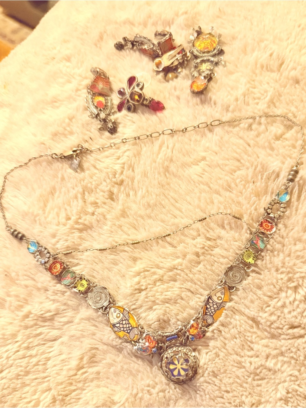 Vintage. This Unique Handcrafted Silver-Tone Multicolor Koi Fish Pendant. - Picture 10 of 10